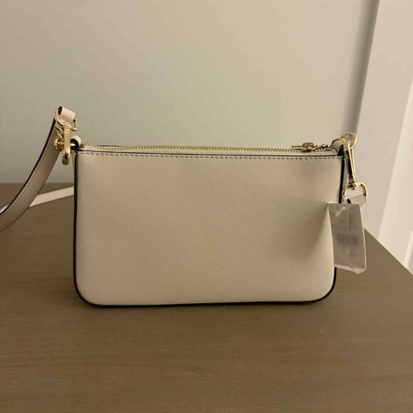 Michael Kors Outlet Jet Set Medium Saffiano Leather Crossbody Bag - Picture 2 of 9